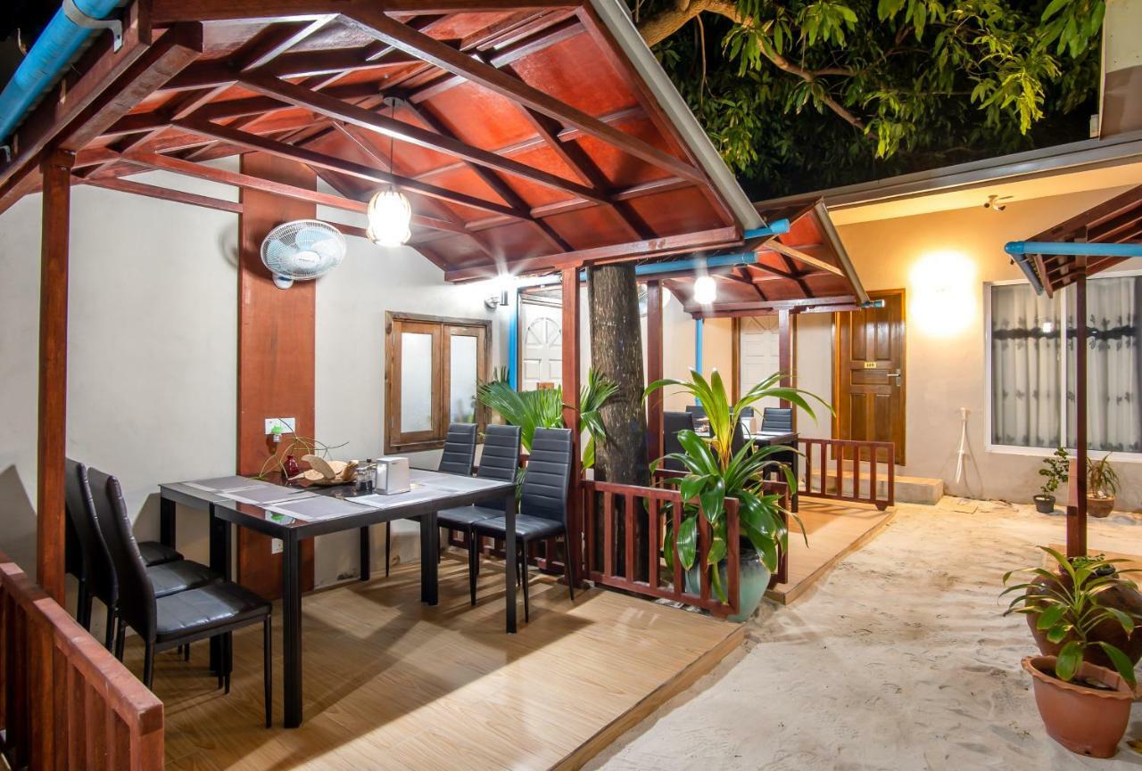 Starry Night At Ukulhas Hotell Eksteriør bilde